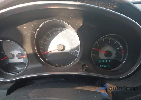 2012 Chrysler 200 Lx z USA, uszkodzony, nr VIN 1C3CCBAB5CN152321